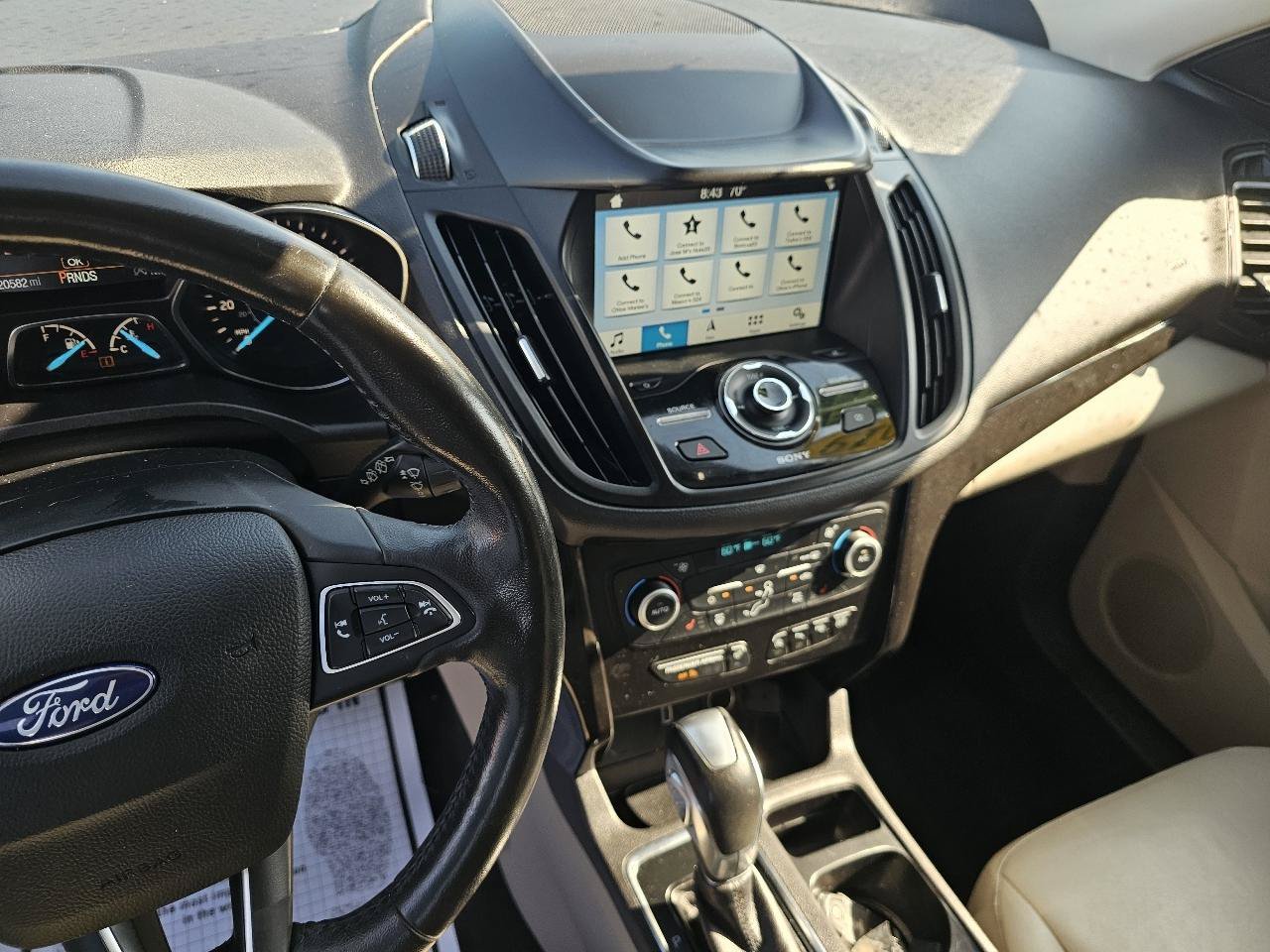 Used 2019 Ford Escape Titanium AWD/4WD image 25