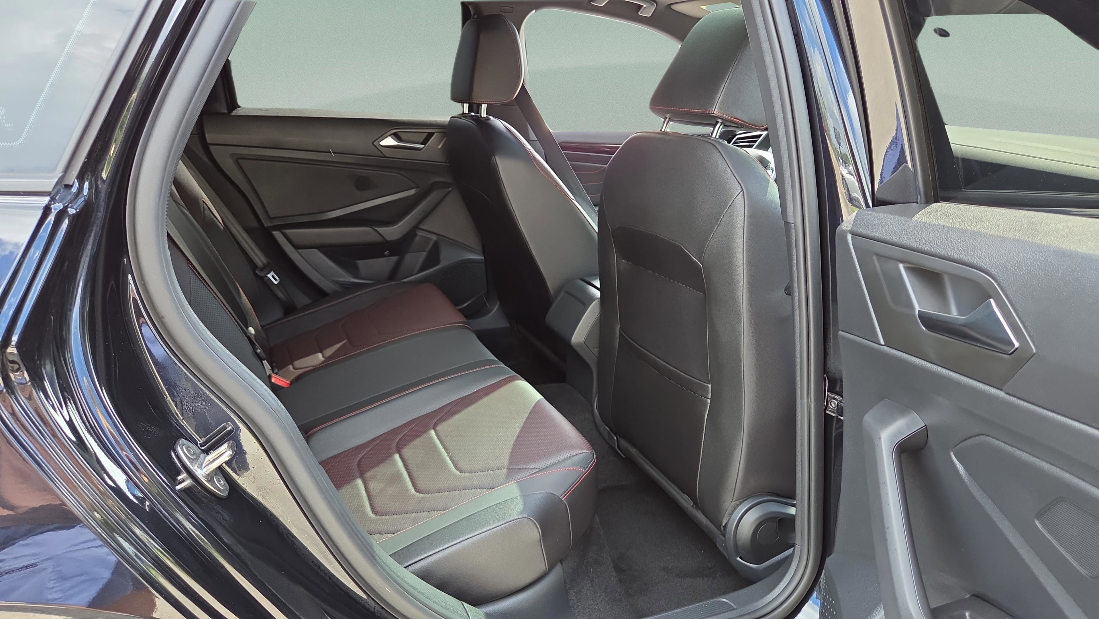 Used 2022 Volkswagen Jetta GLI Autobahn FWD image 15