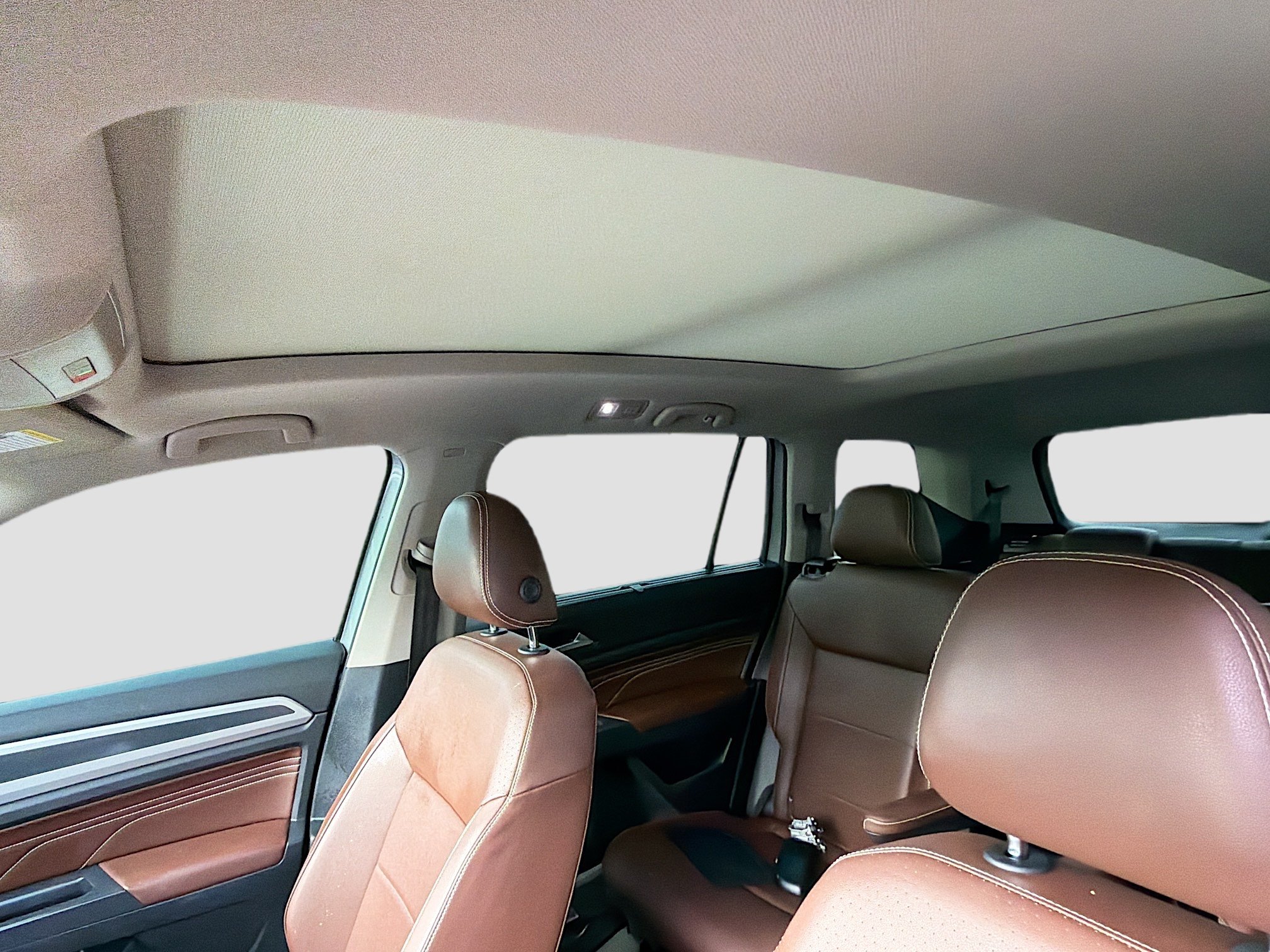 Used 2021 Volkswagen Atlas SE w/ Panoramic Sunroof Package FWD image 27