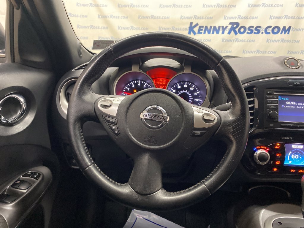 Used 2011 Nissan Juke SL AWD/4WD image 25