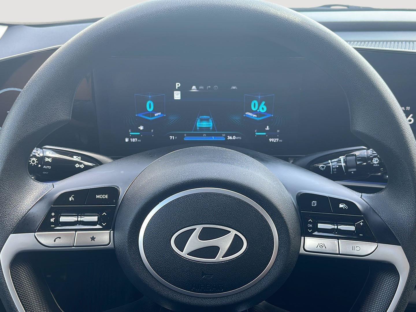 Certified 2024 Hyundai Elantra SEL FWD image 32