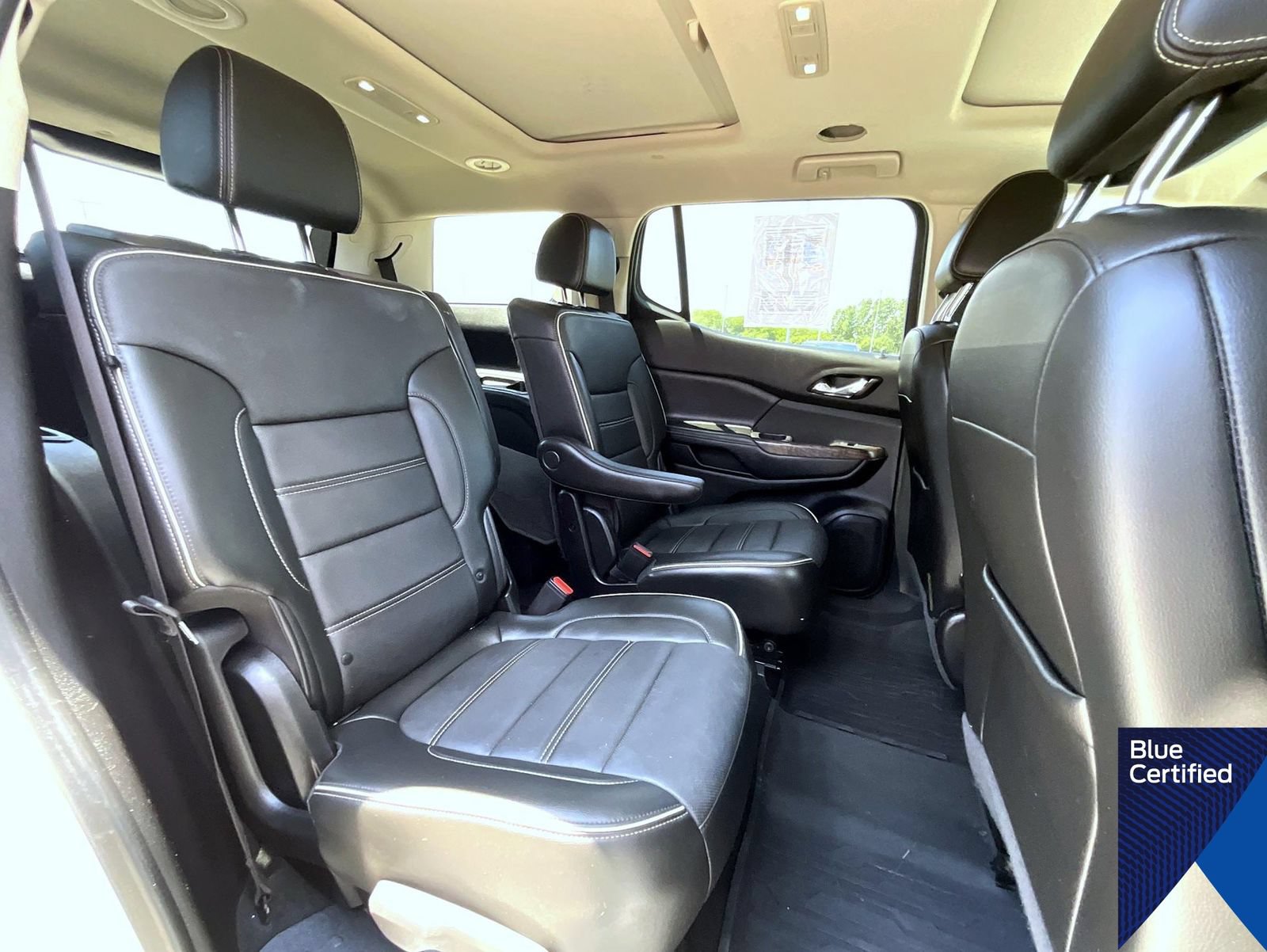 Used 2021 GMC Acadia Denali w/ Denali Ultimate Package AWD/4WD image 19