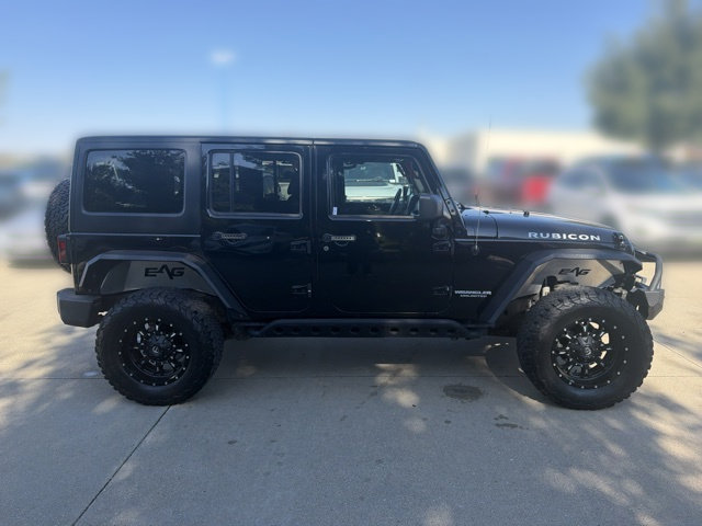 Used 2013 Jeep Wrangler Unlimited Rubicon w/ Dual Top Group AWD/4WD image 5