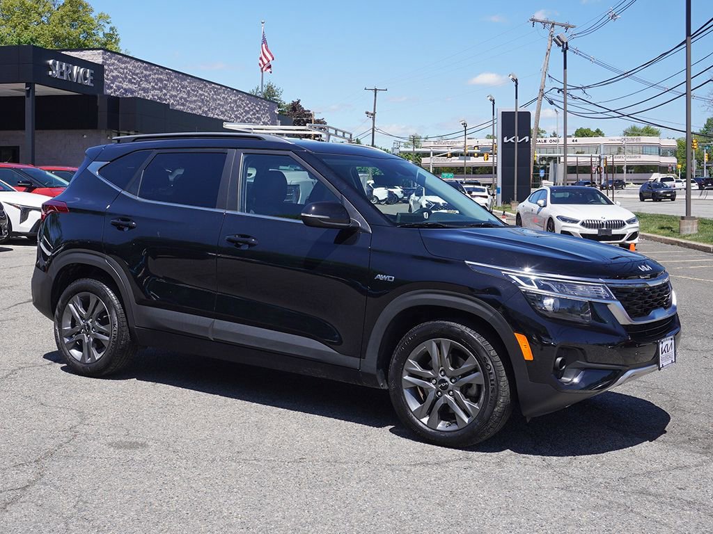 Used 2023 Kia Seltos S AWD/4WD image 45