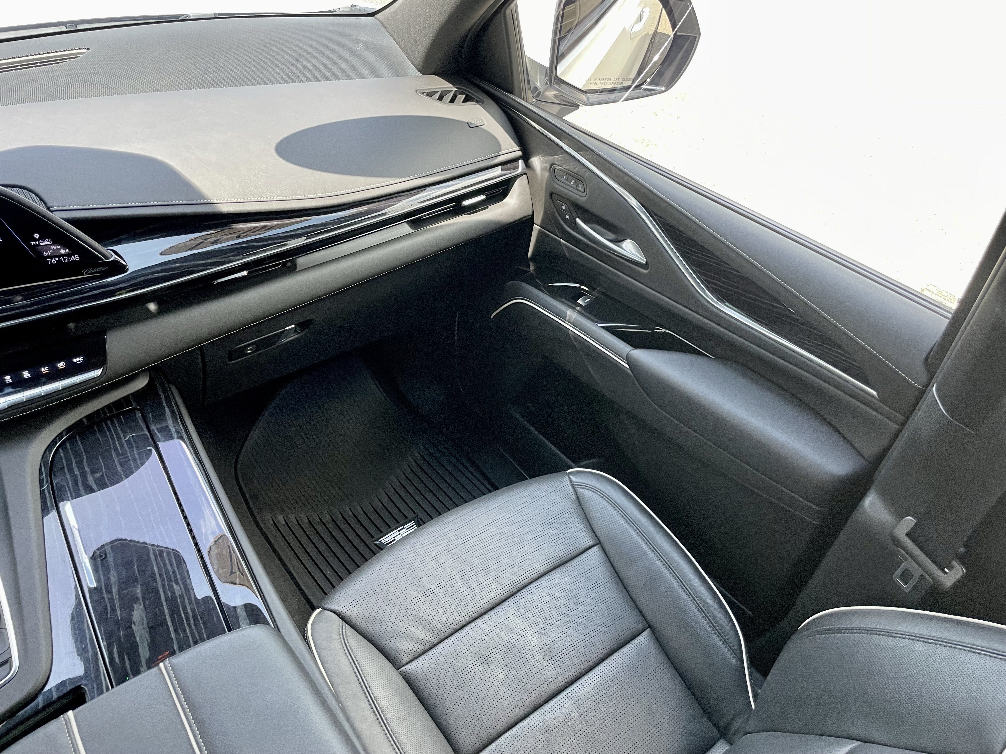 Used 2021 Cadillac Escalade Sport AWD/4WD image 17