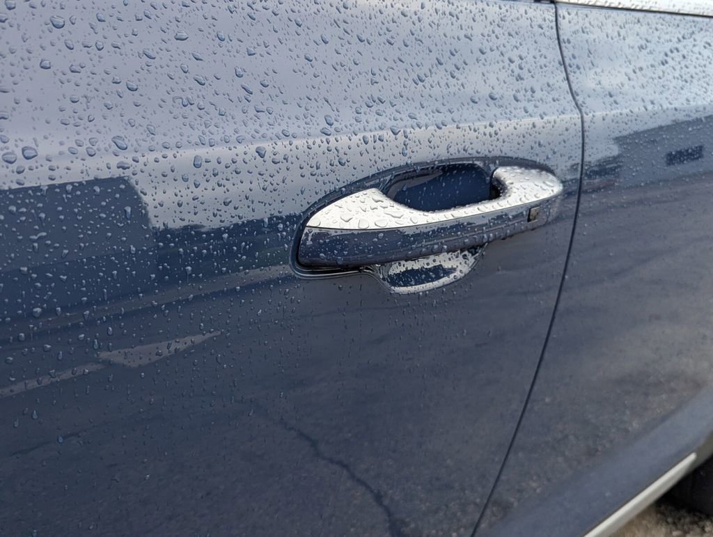 Used 2024 Kia Telluride S w/ S Sunroof Package FWD image 11