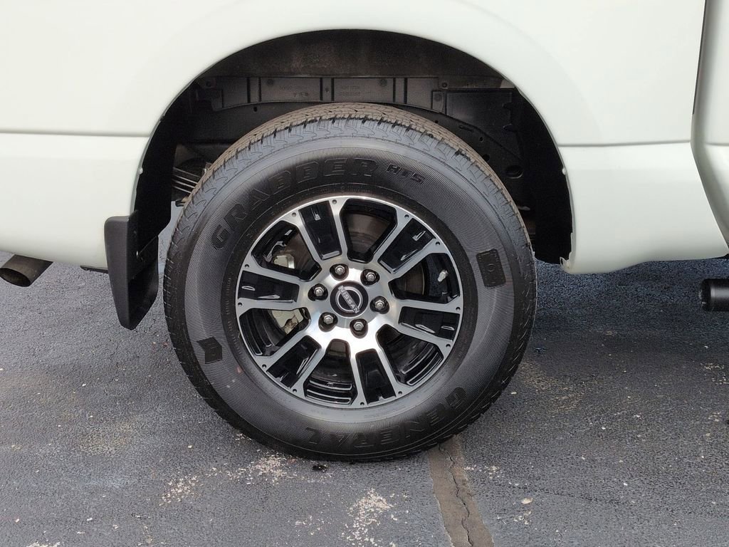 Used 2024 Nissan Titan SV w/ Accessory Utility Package image 21