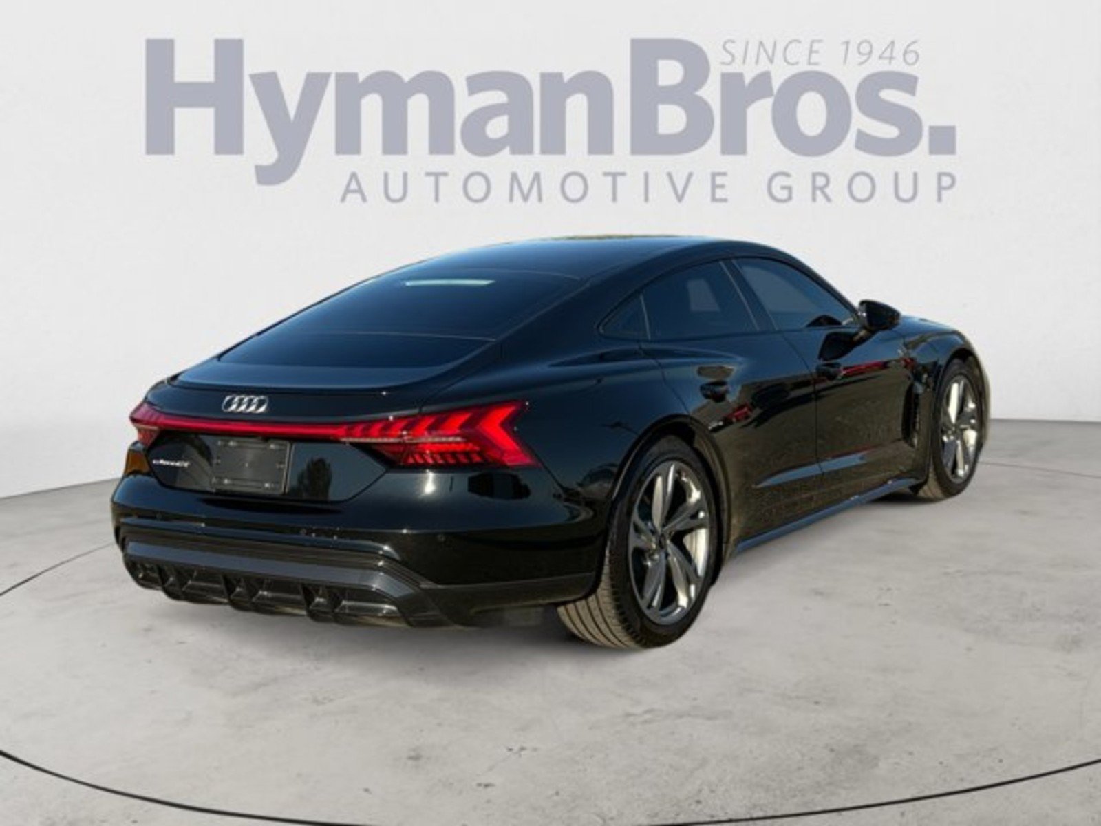 Used 2024 Audi e-tron GT Premium Plus AWD/4WD image 3
