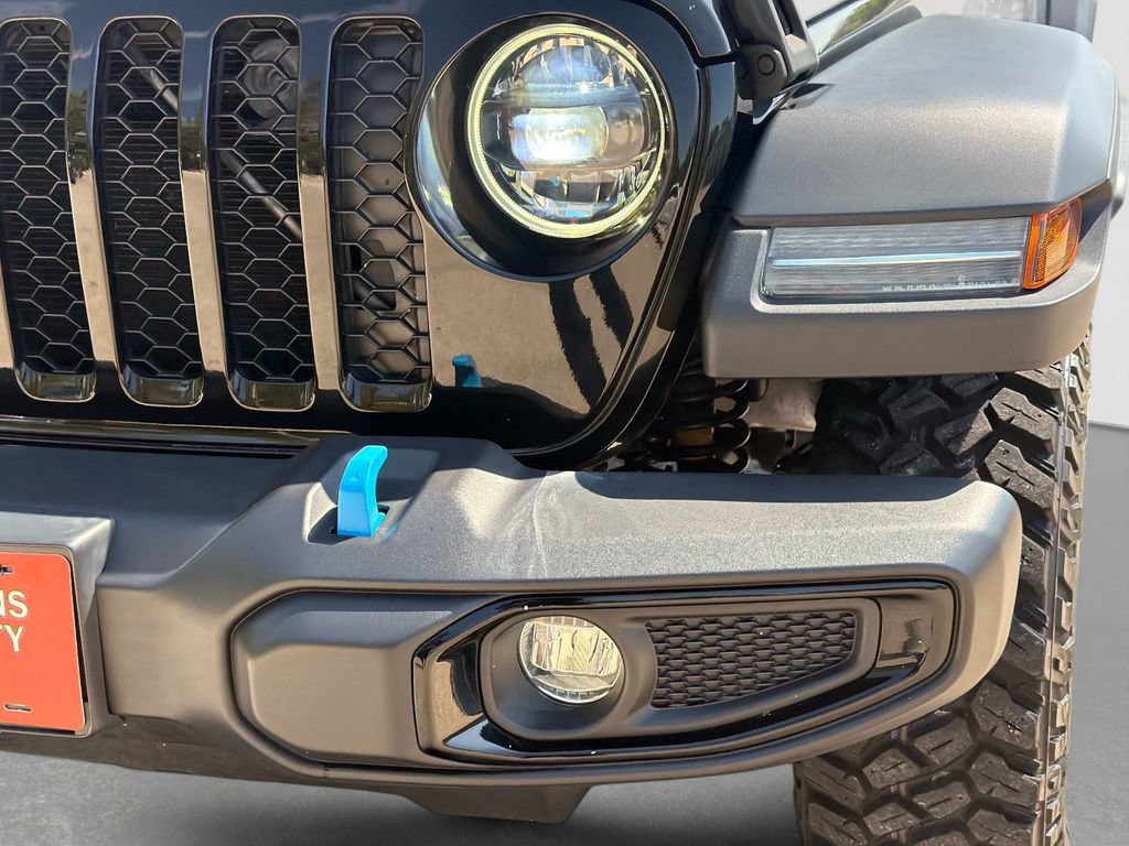 Used 2023 Jeep Wrangler Unlimited w/ Cold Weather Group AWD/4WD image 11