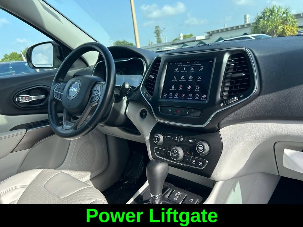 Certified 2021 Jeep Cherokee Latitude Lux w/ Sun & Sound Group FWD image 27