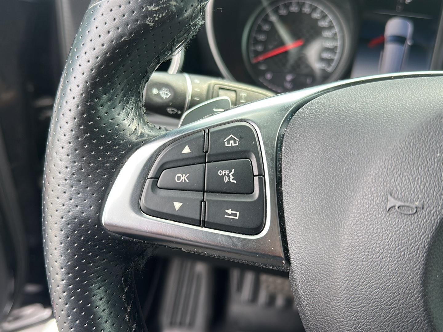 Used 2019 Mercedes-Benz GLC 43 AMG 4MATIC image 13
