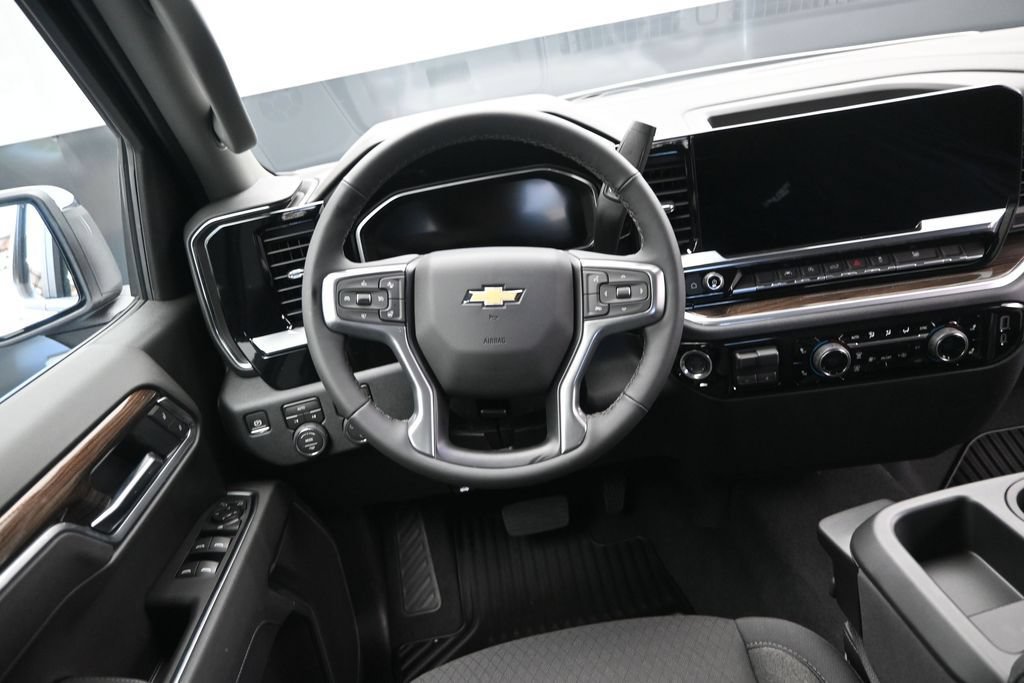 New 2026 Chevrolet Silverado 1500 LT AWD/4WD image 29