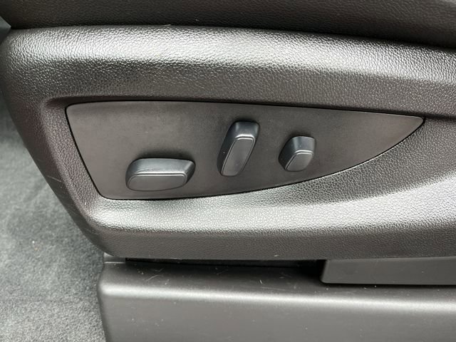 Used 2018 Chevrolet Silverado 1500 LTZ image 16