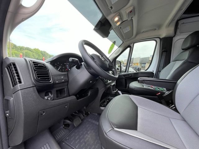 Used 2025 RAM ProMaster 1500 w/ Convenience Group FWD image 12