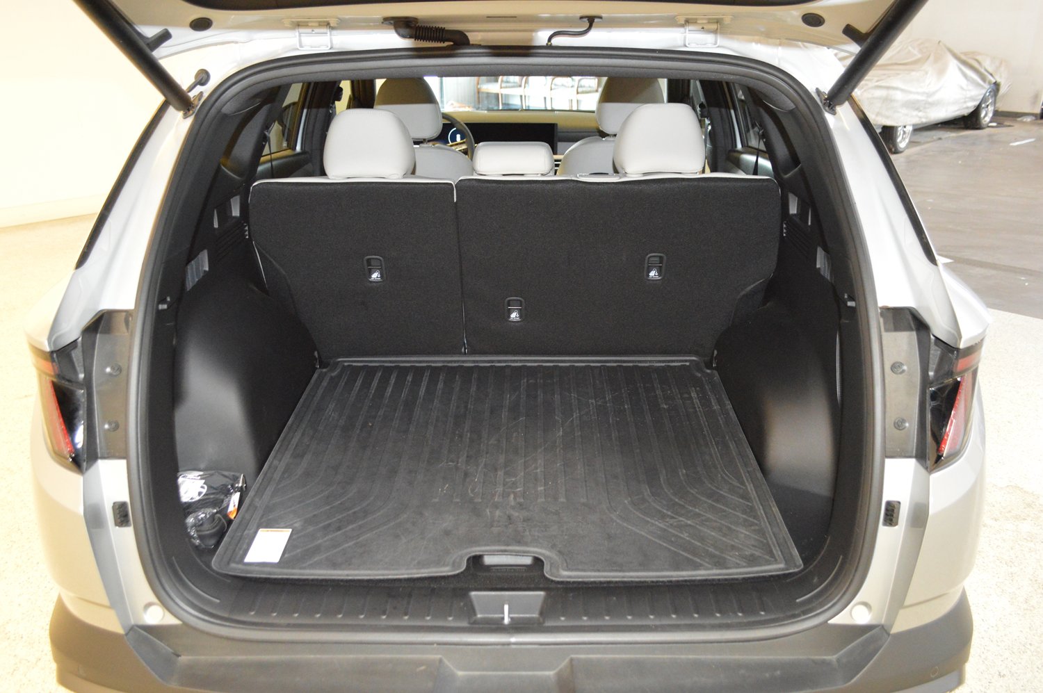 Used 2026 Hyundai Tucson Limited AWD/4WD image 13