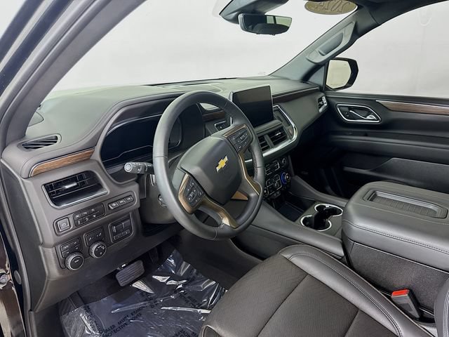 Used 2024 Chevrolet Tahoe High Country w/ Premium Package AWD/4WD image 11