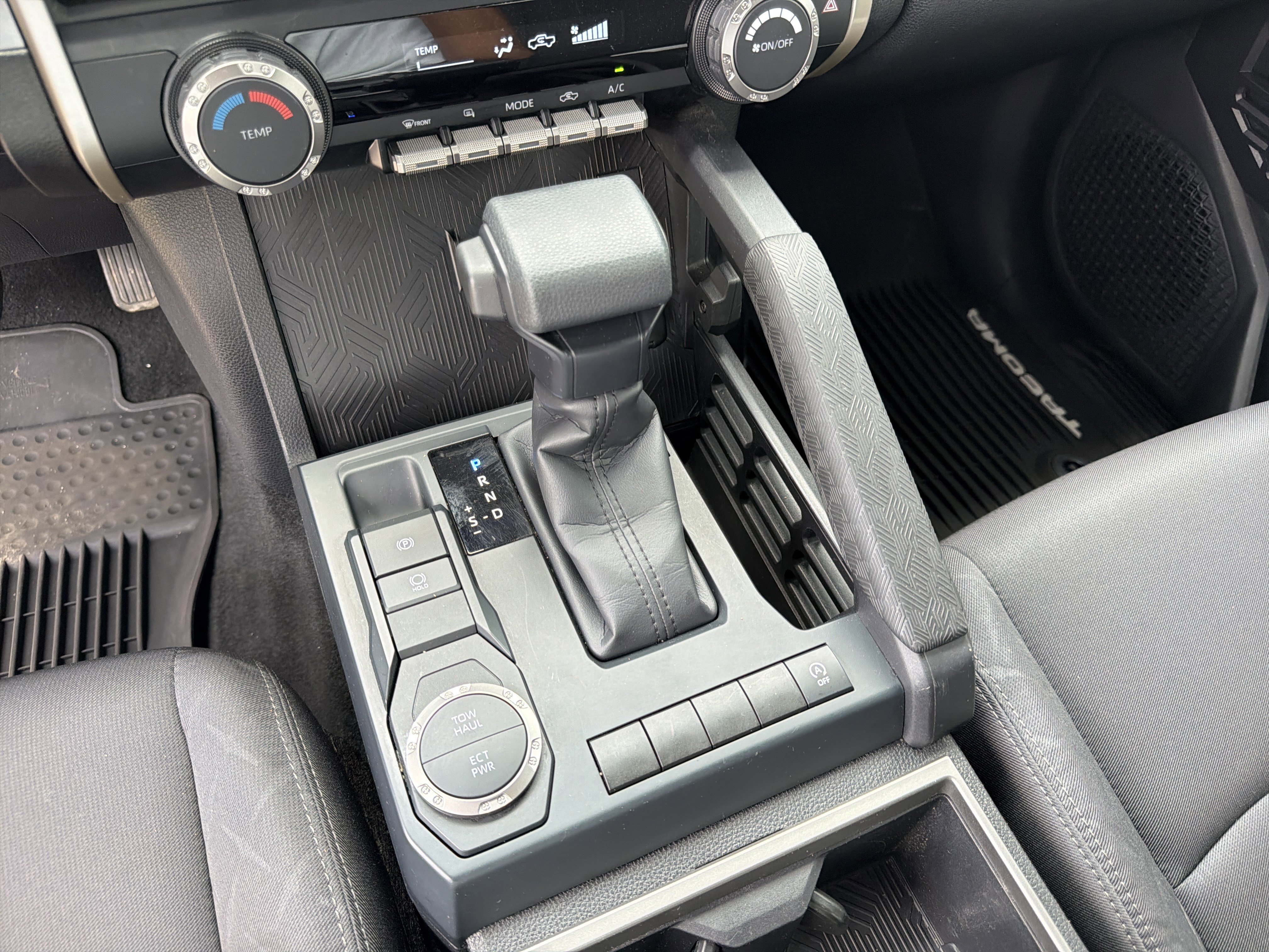 Used 2024 Toyota Tacoma SR5 RWD image 28
