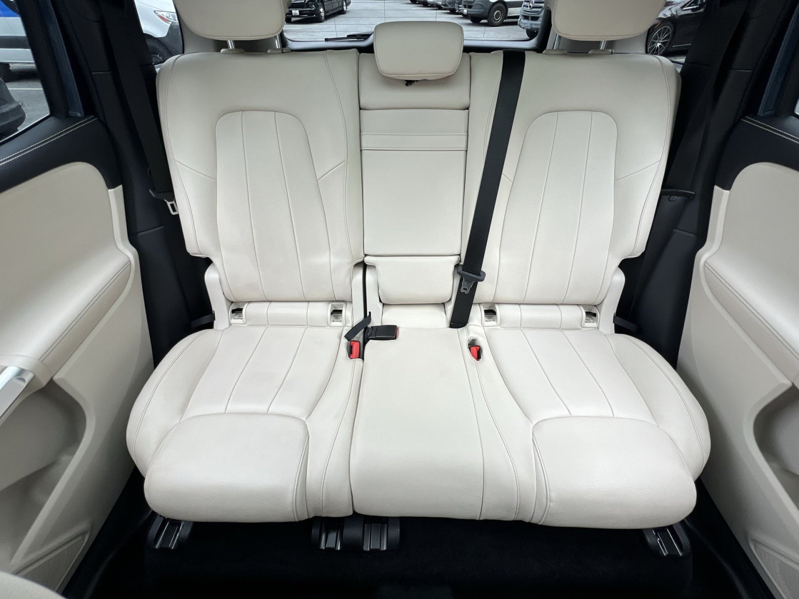 Used 2022 Mercedes-Benz GLB 250 image 15