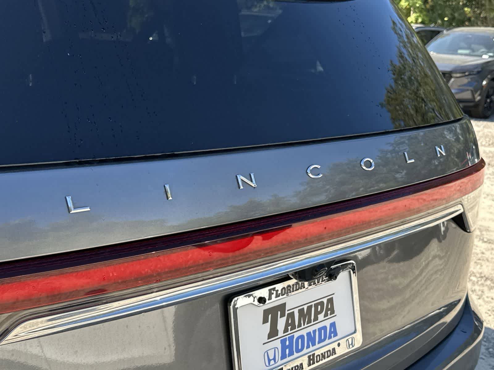 Used 2024 Lincoln Aviator Reserve AWD/4WD image 7