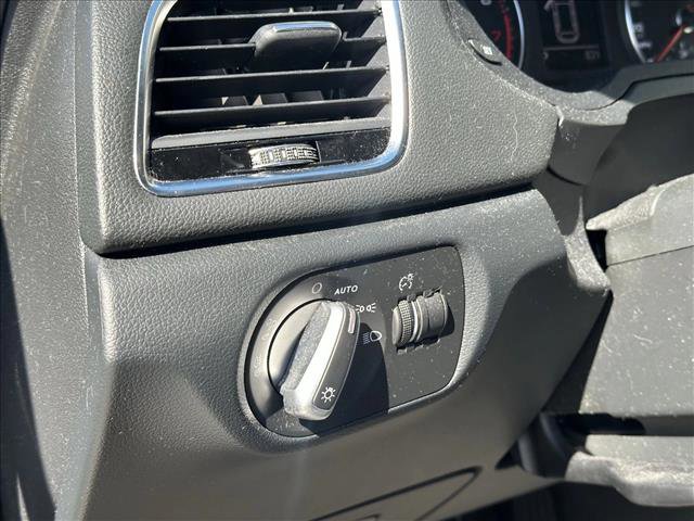 Used 2018 Audi Q3 2.0T Premium w/ Convenience Package image 22