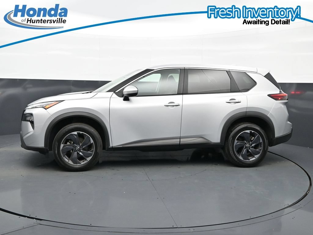 Used 2025 Nissan Rogue SV FWD image 6