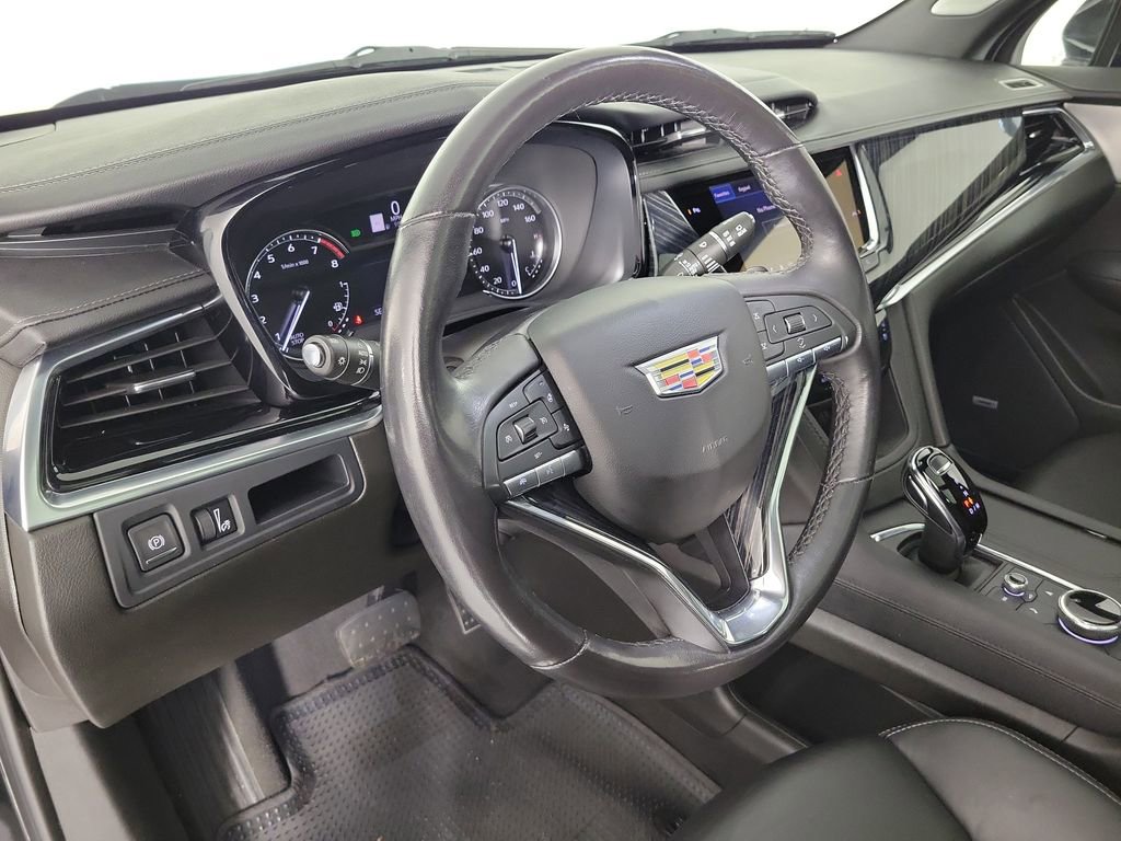 Certified 2023 Cadillac XT6 Premium Luxury image 19