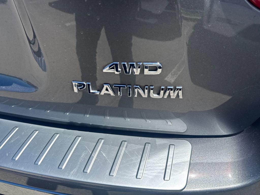 Used 2019 Nissan Pathfinder Platinum AWD/4WD image 41