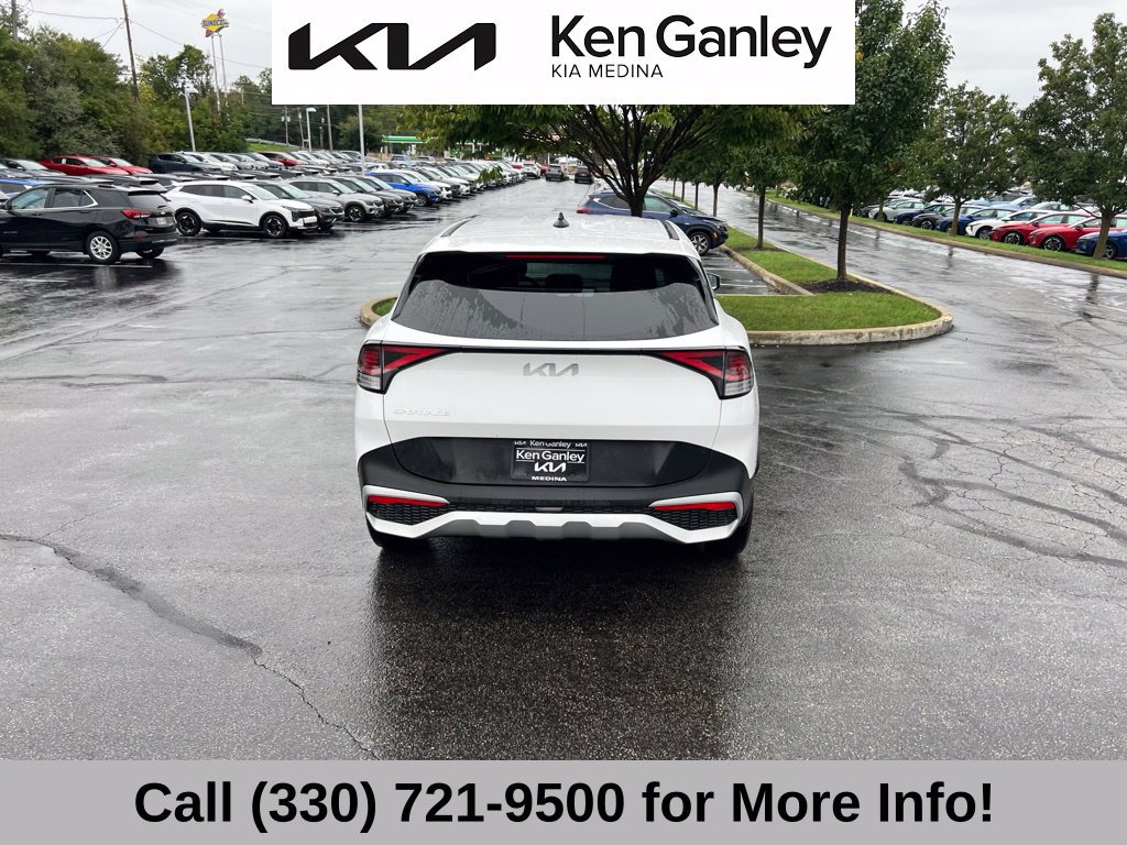 Certified 2024 Kia Sportage EX FWD image 13