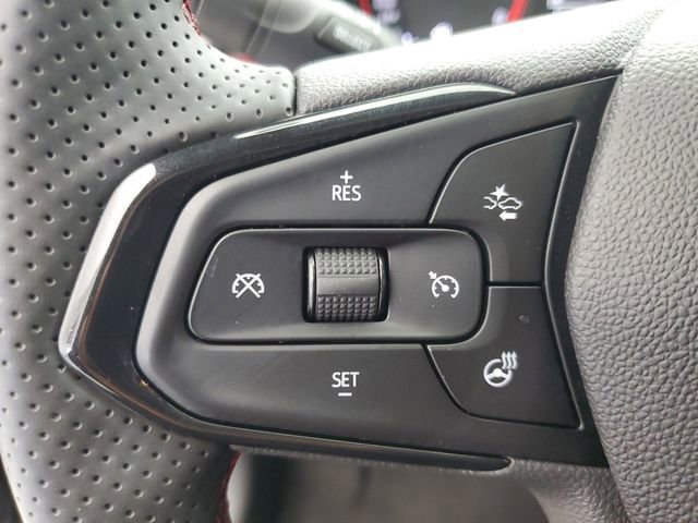 Used 2024 Chevrolet Trax RS FWD image 23
