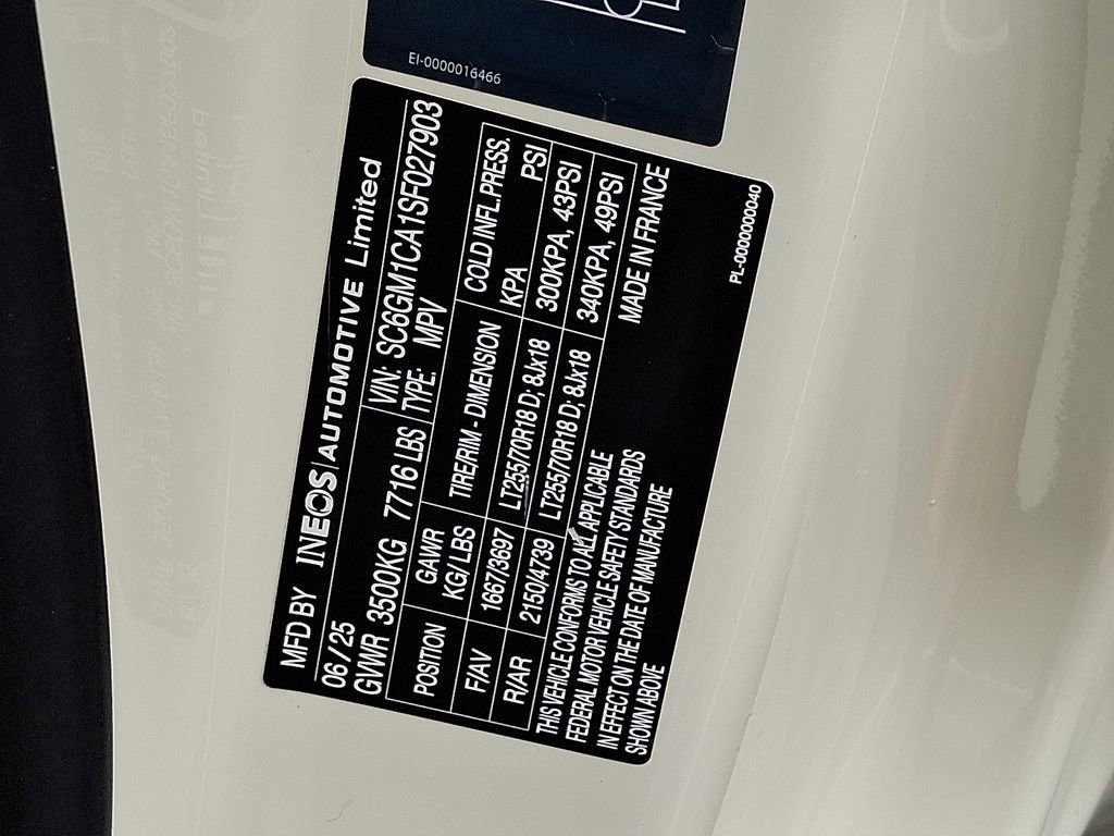 Used 2025 INEOS Grenadier Fieldmaster Edition image 25