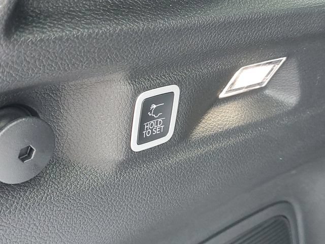 New 2026 Jeep Grand Cherokee L Limited w/ Limited Altitude Package AWD/4WD image 9