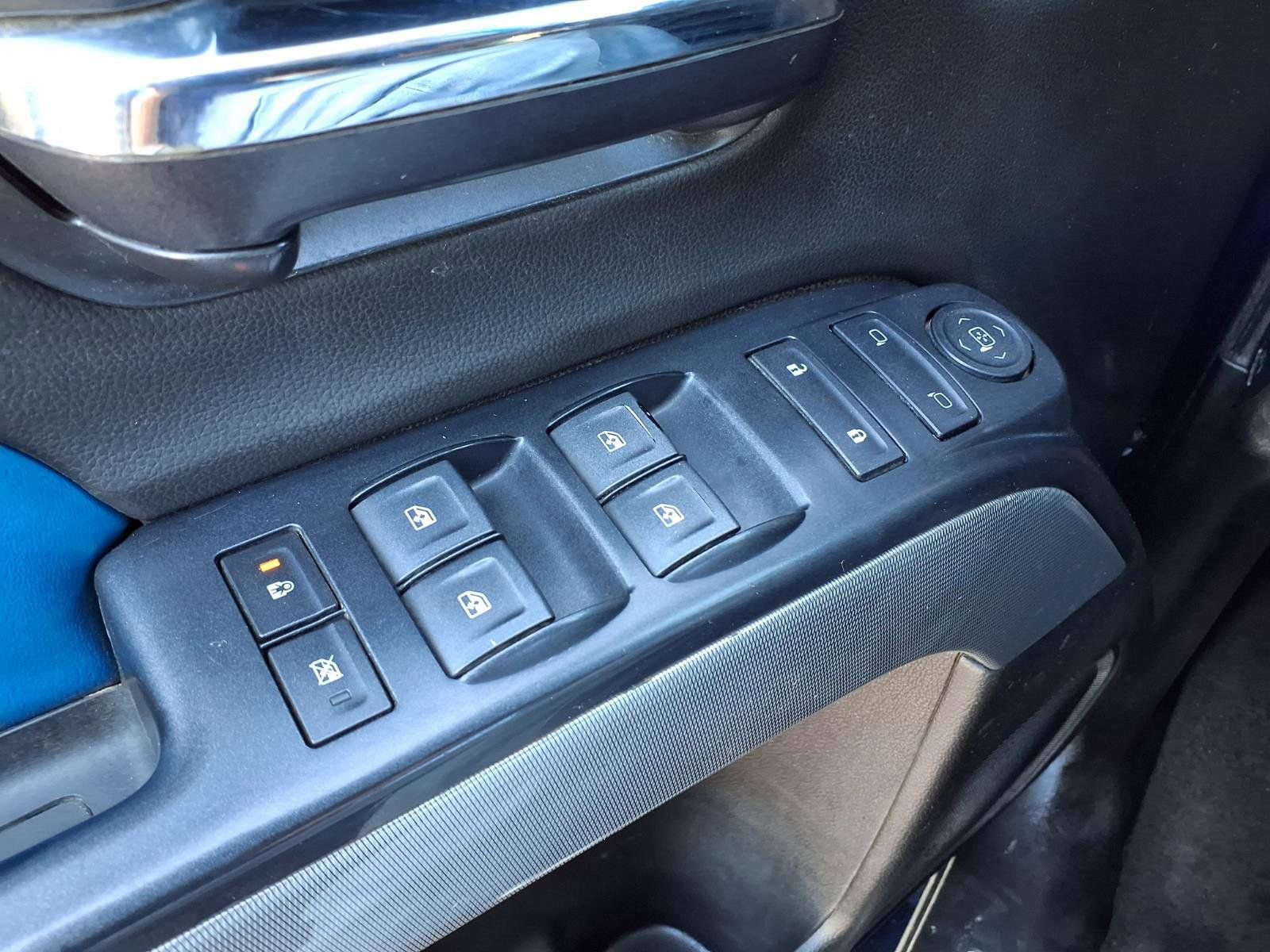 Used 2019 Chevrolet Silverado 2500 LT AWD/4WD image 14