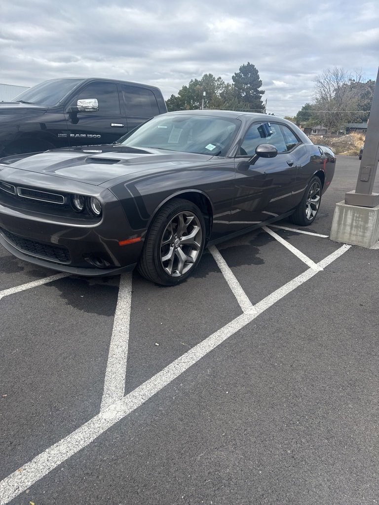 Used 2016 Dodge Challenger SXT w/ Driver Convenience Group