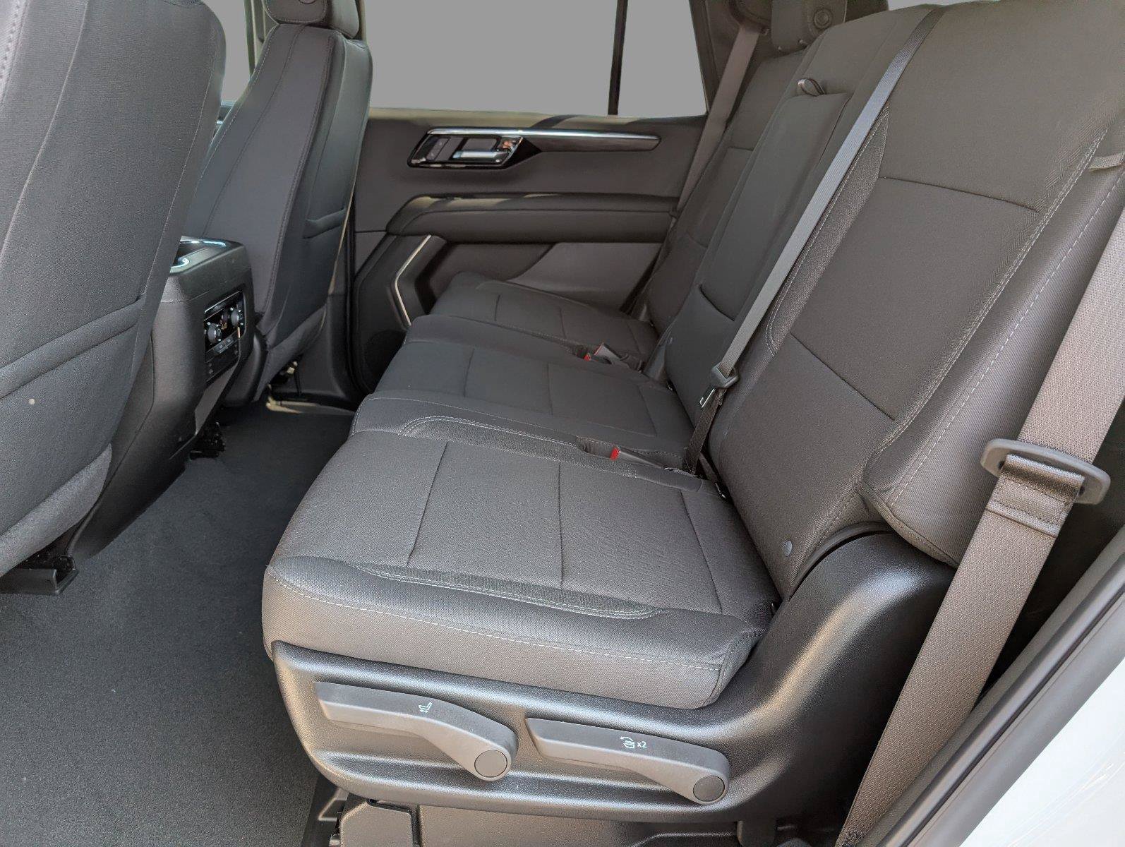 New 2026 Chevrolet Tahoe LS RWD image 33