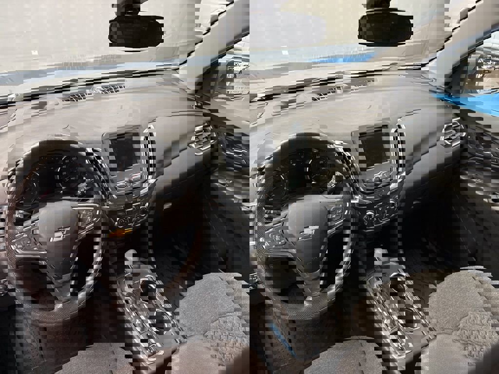 Used 2023 Chevrolet Equinox LT w/ LPO, Floor Liner Package image 20