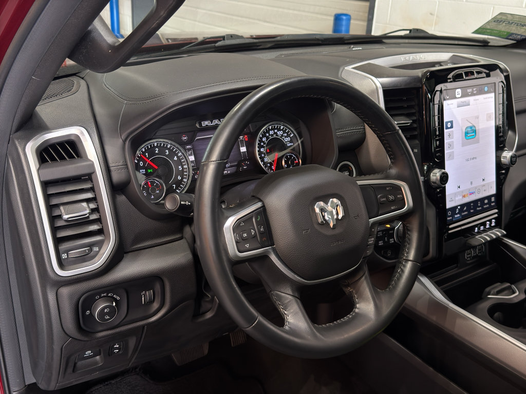 Used 2022 RAM 1500 Big Horn AWD/4WD image 18