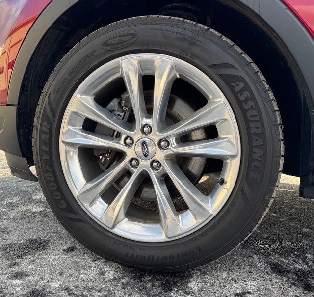 Used 2019 Ford Explorer XLT w/ Equipment Group 202A image 33