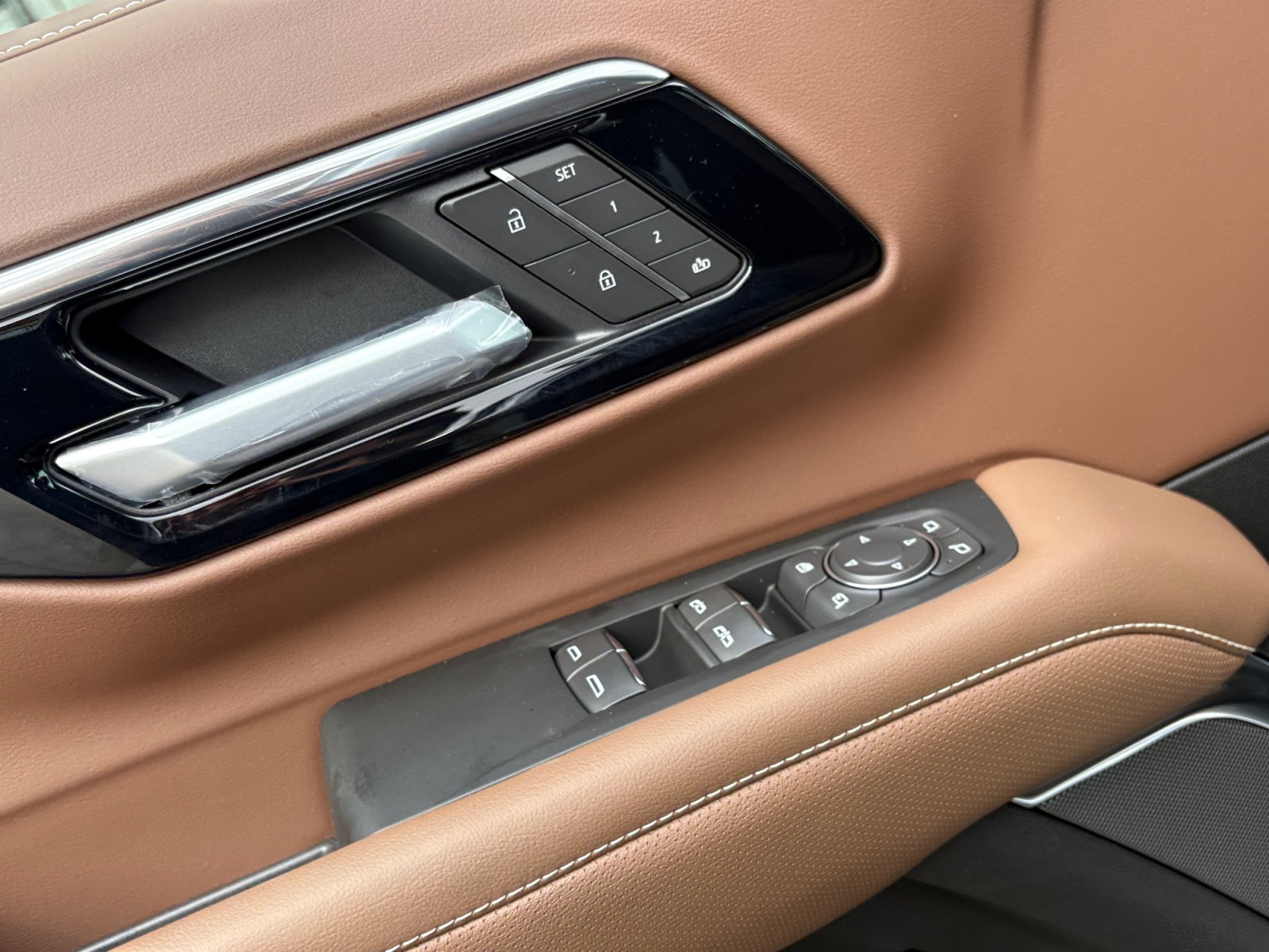New 2027 Chevrolet Tahoe High Country AWD/4WD image 18