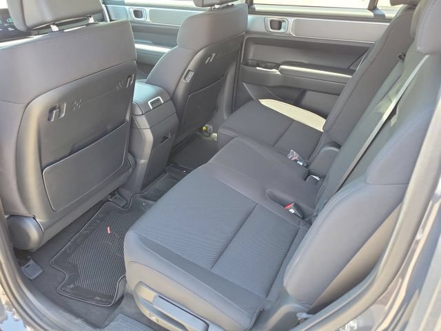 New 2026 Hyundai Santa Fe SE FWD image 23