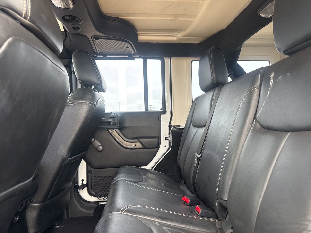 Used 2017 Jeep Wrangler Unlimited Sport AWD/4WD image 33