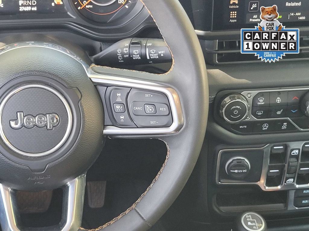 Used 2024 Jeep Wrangler Unlimited Sahara AWD/4WD image 13