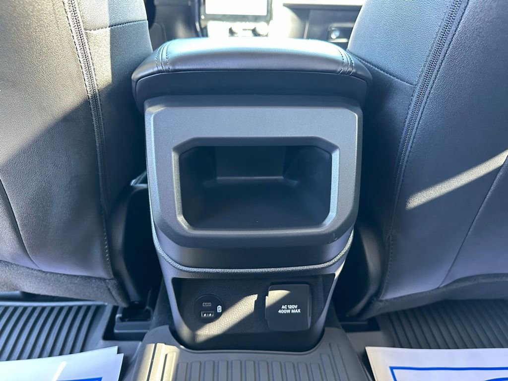 New 2025 Ford Ranger Lariat w/ Black Appearance Package image 13