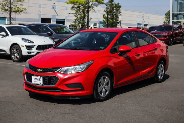 Used 2018 Chevrolet Cruze LS FWD image 5