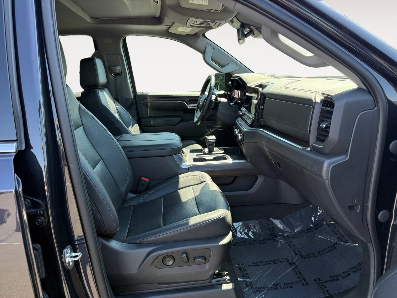 Used 2023 GMC Sierra 1500 SLT w/ SLT Convenience Package image 19