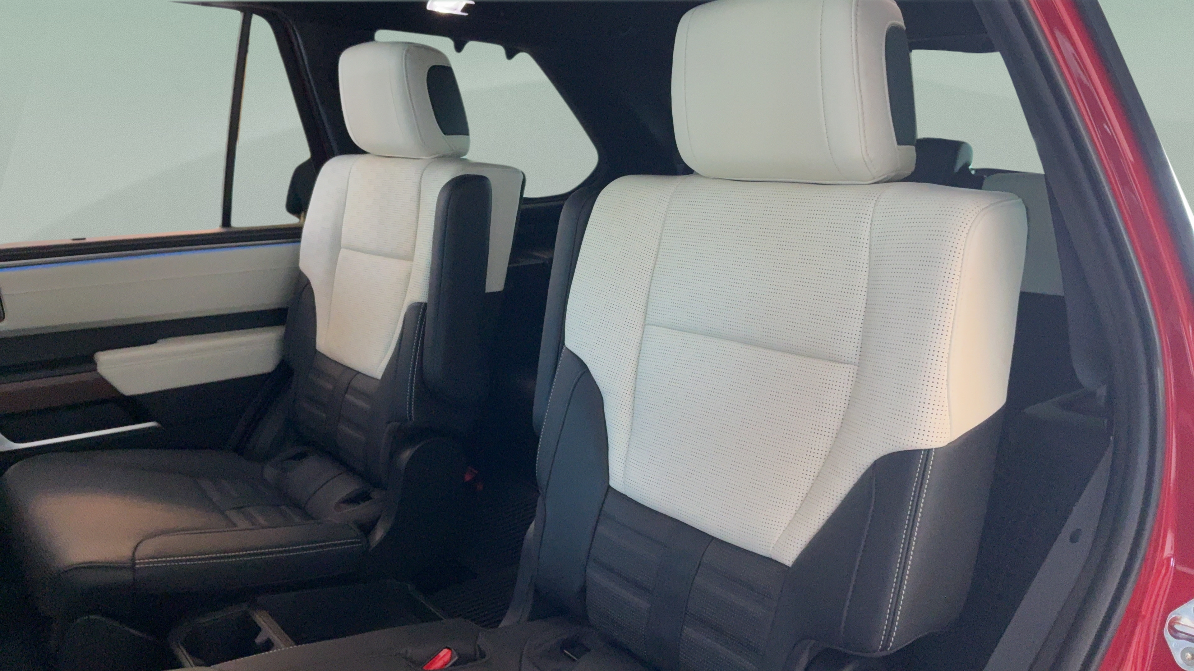 Certified 2024 Toyota Sequoia Capstone AWD/4WD image 32