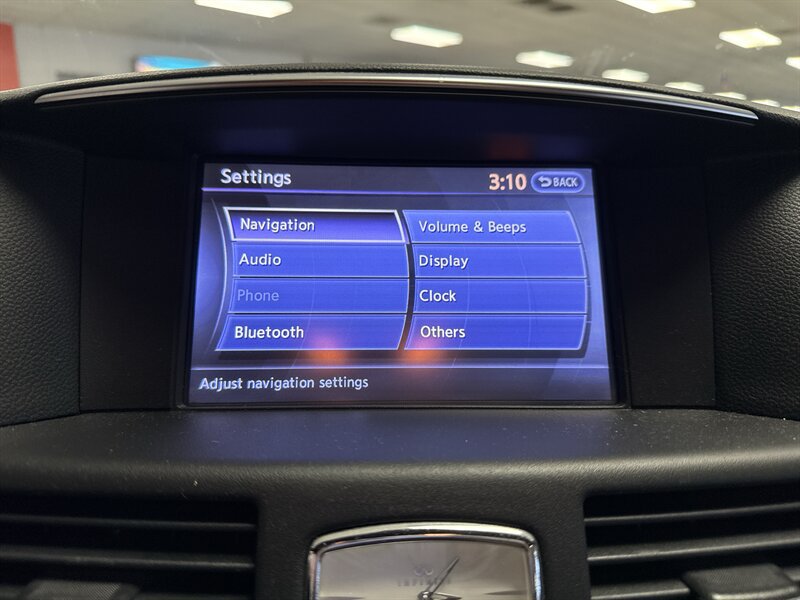 Used 2015 INFINITI Q70 3.7 w/ Sport Package RWD image 34