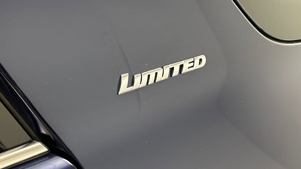 Used 2024 Toyota 4Runner Limited AWD/4WD image 22