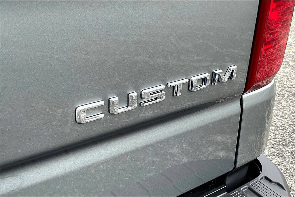Used 2026 Chevrolet Silverado 1500 Custom AWD/4WD image 27
