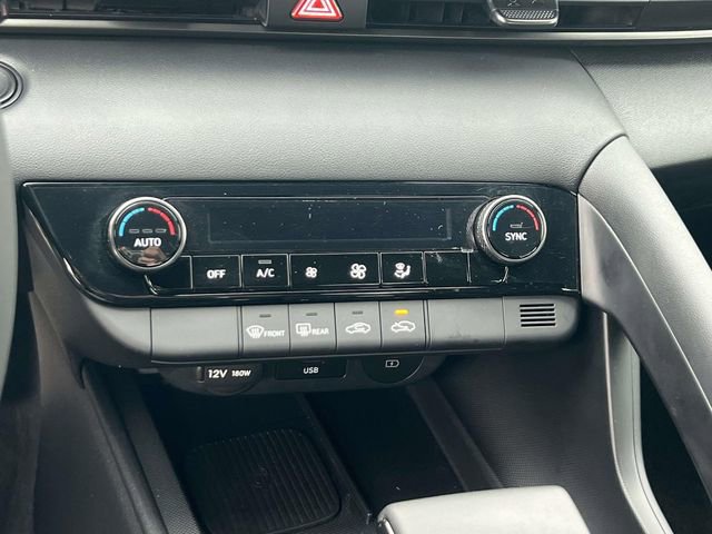 Certified 2025 Hyundai Elantra Sport FWD image 27