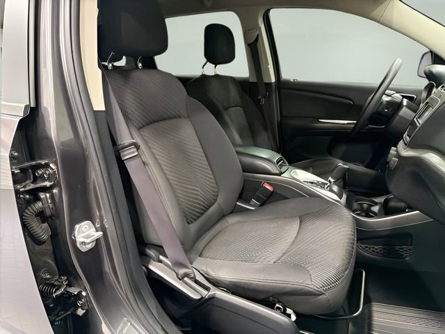 Used 2014 Dodge Journey SE w/ Flexible Seating Group FWD image 14